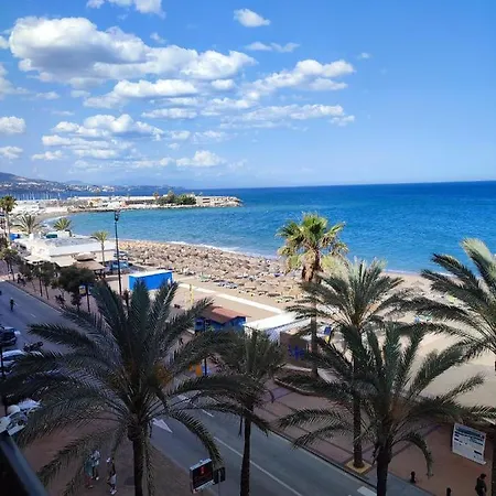 Primera Lineal De Playa En Pleno Centro De Villa
