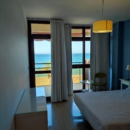 Villa Primera Lineal De Playa En Pleno Centro De Fuengirola